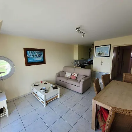 Duplex 2 Avec Parking Et Animaux Admis - Fr-1-675-22
